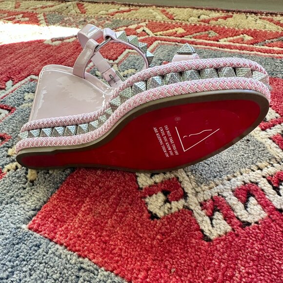 Christian Louboutin - Picture 4 of 4